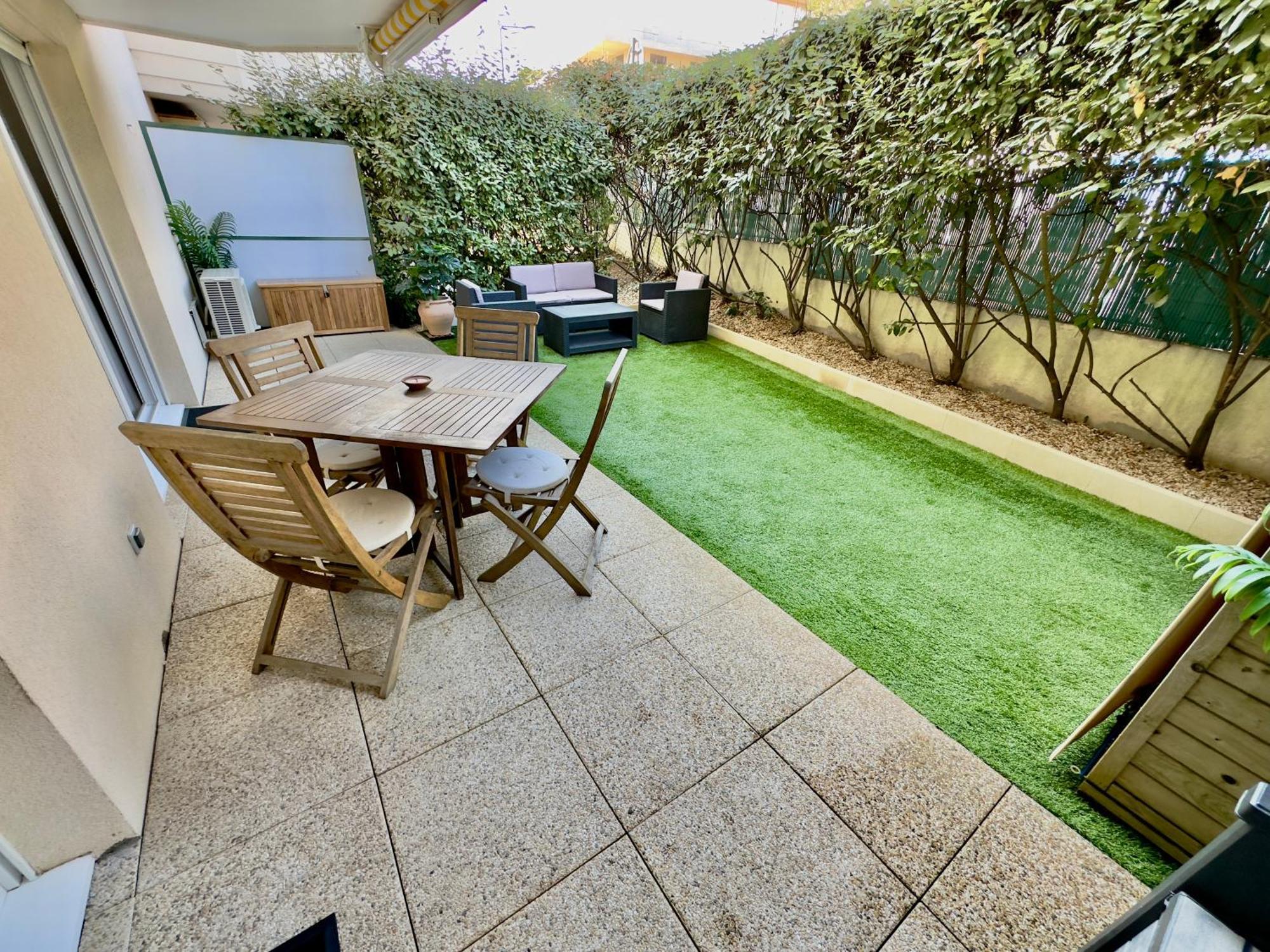 Regent Cote D'Azur Air-Conditioned, Pool, Garden & Parking Villeneuve-Loubet Exterior foto