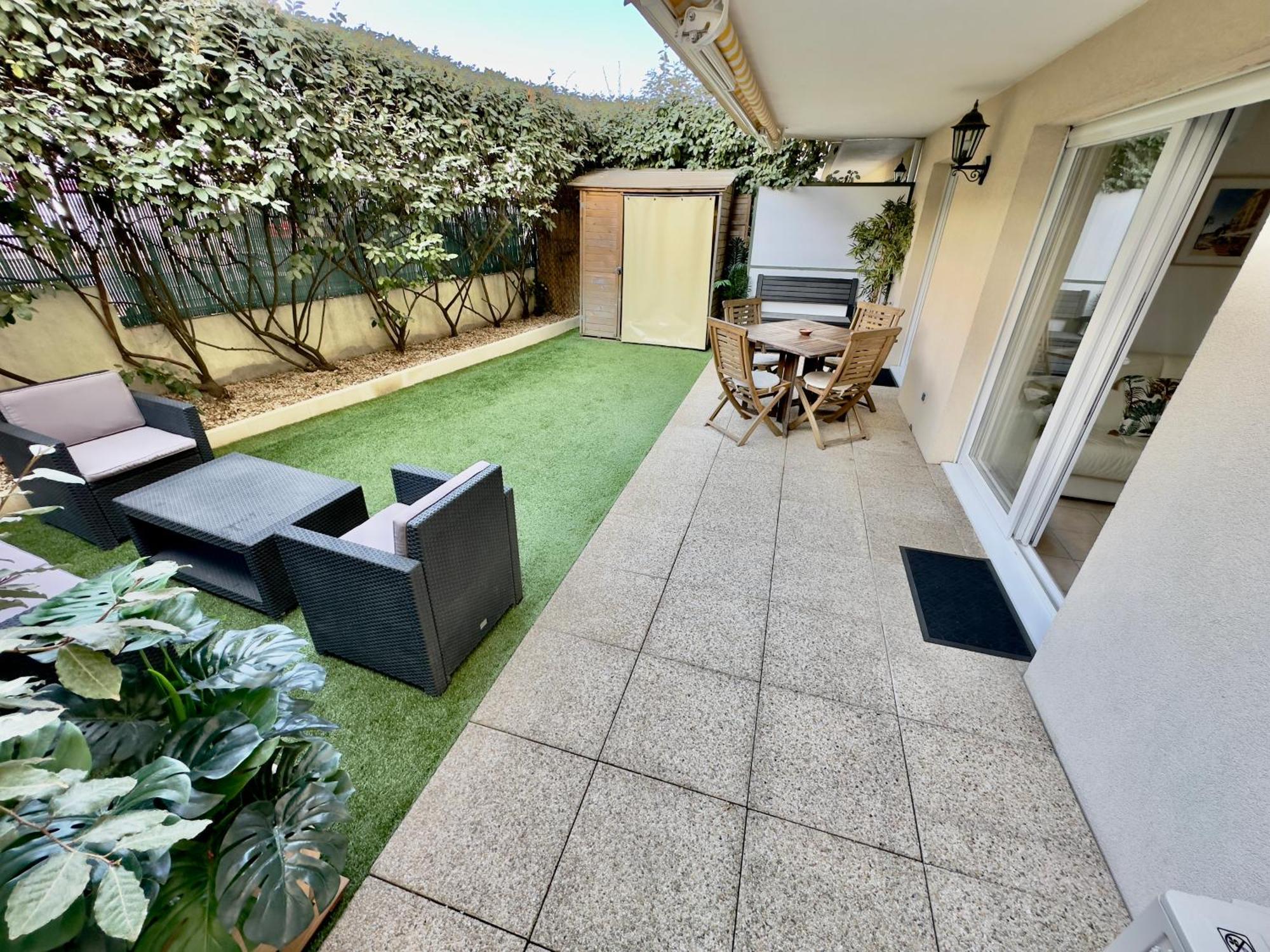 Regent Cote D'Azur Air-Conditioned, Pool, Garden & Parking Villeneuve-Loubet Exterior foto
